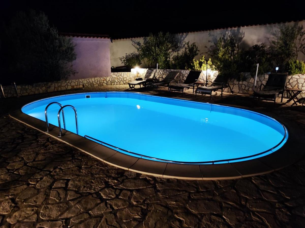 Apartmani Sabira Novi Vinodolski Bagian luar foto