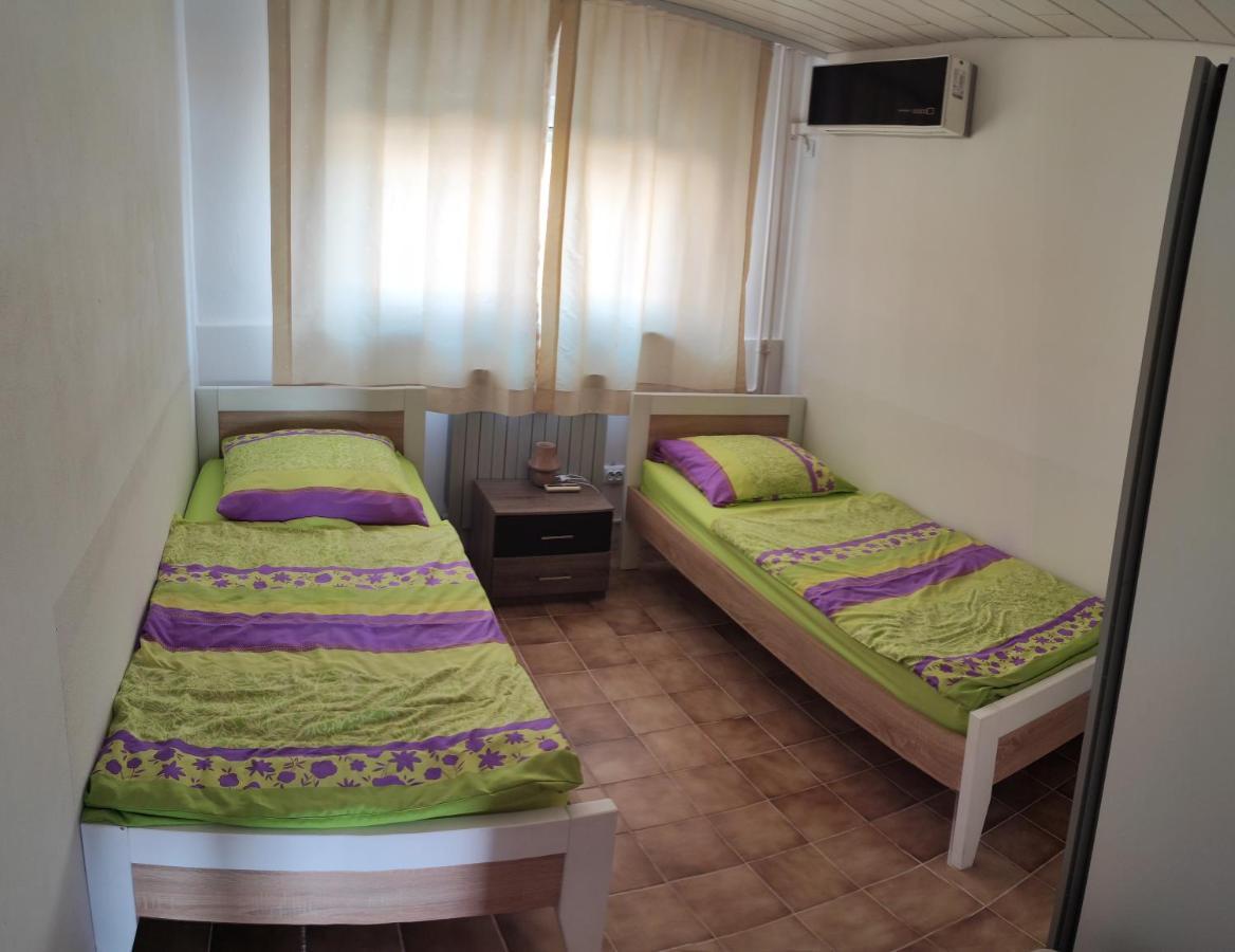 Apartmani Sabira Novi Vinodolski Bagian luar foto