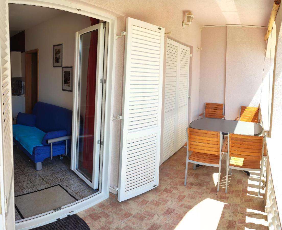Apartmani Sabira Novi Vinodolski Bagian luar foto