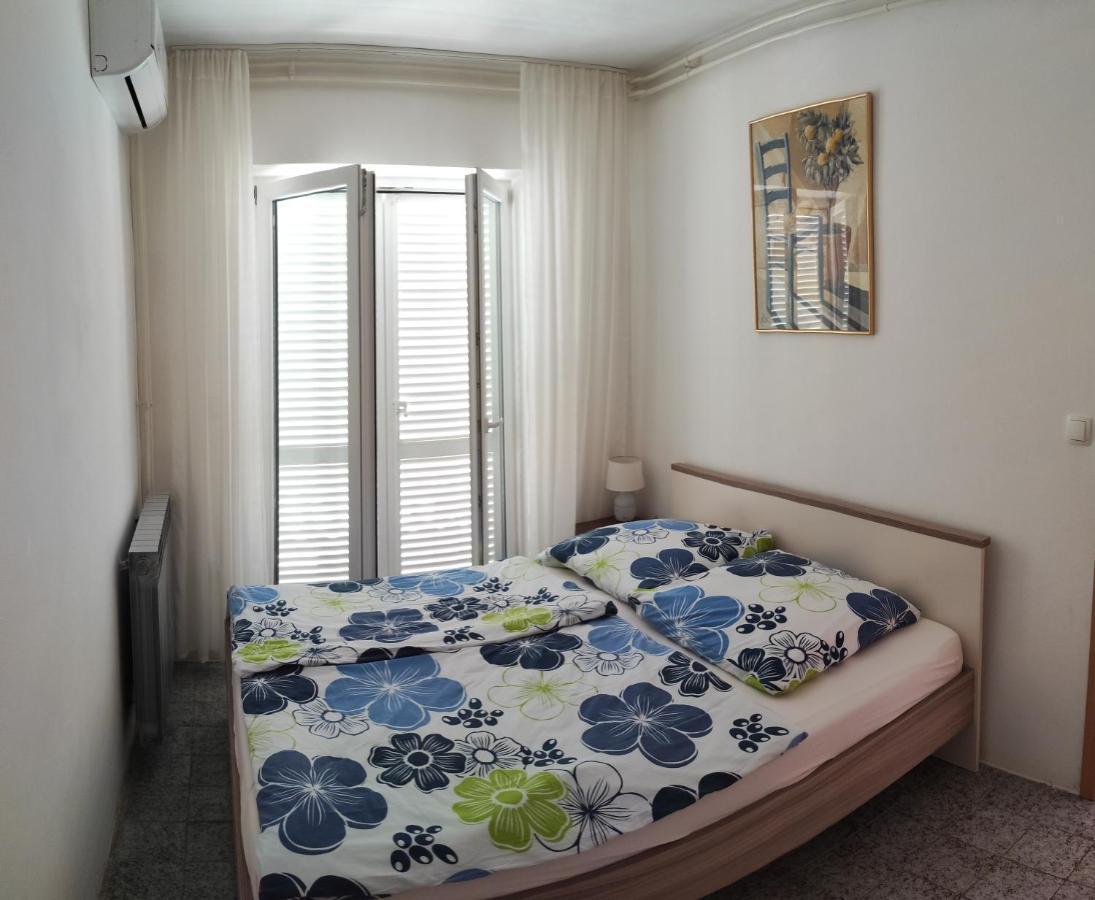 Apartmani Sabira Novi Vinodolski Bagian luar foto
